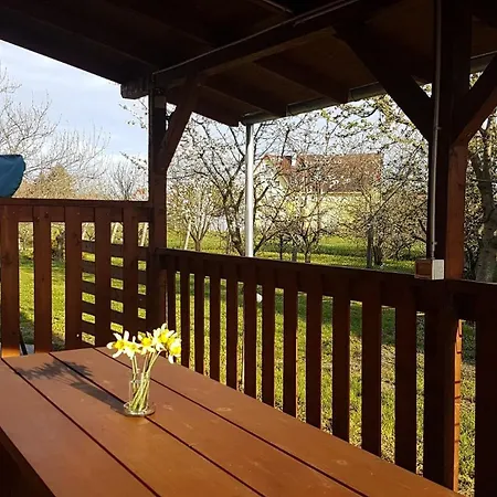 Gyuemoelcsoes Vendeghaz, Poroszlo, Tisza-to - Fruit Orchard Guest House, Poroszlo, Tisza
